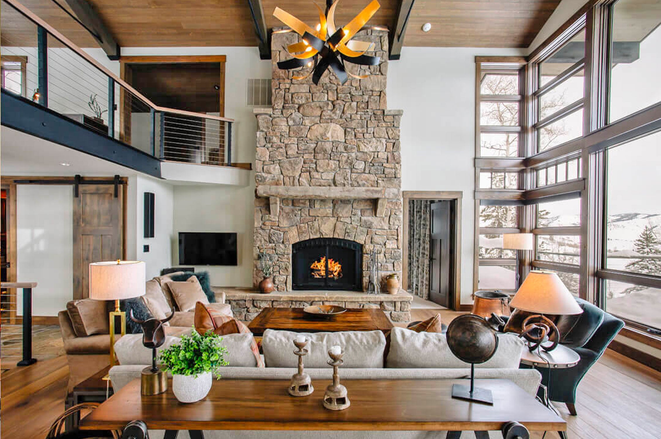 Modern Mountain Home Decor: Blending Nature with Style